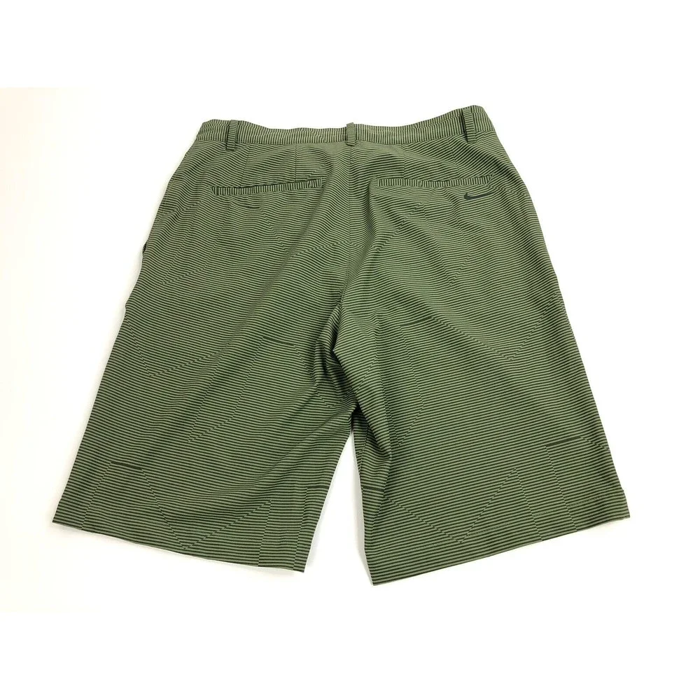 Nike Shorts Mens Sz 30 Golf Dri-Fit green gray striped Stretch 10